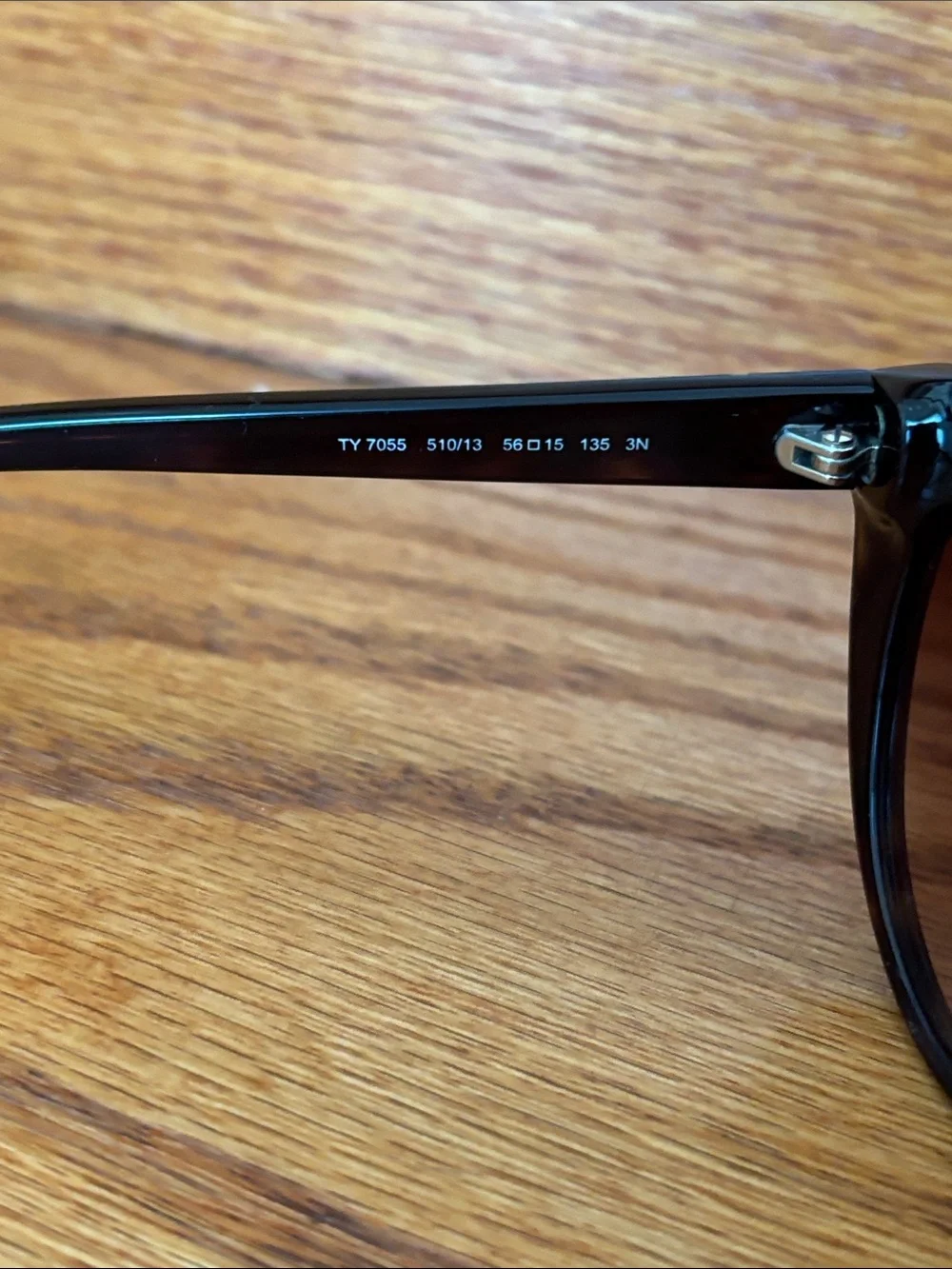 Tory Burch Black Cat-Eye Sunglasses with Brown Gradient Lenses
